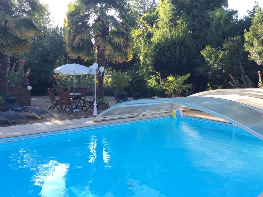 Le Lavoir Bed and Breakfast Châteauroux Exteriör bild